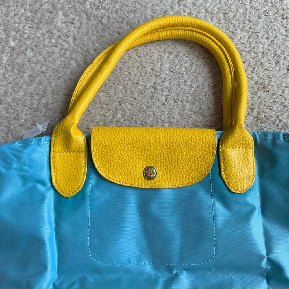 🆕 Expandable Foldable Waterproof Mini-Midi Bag